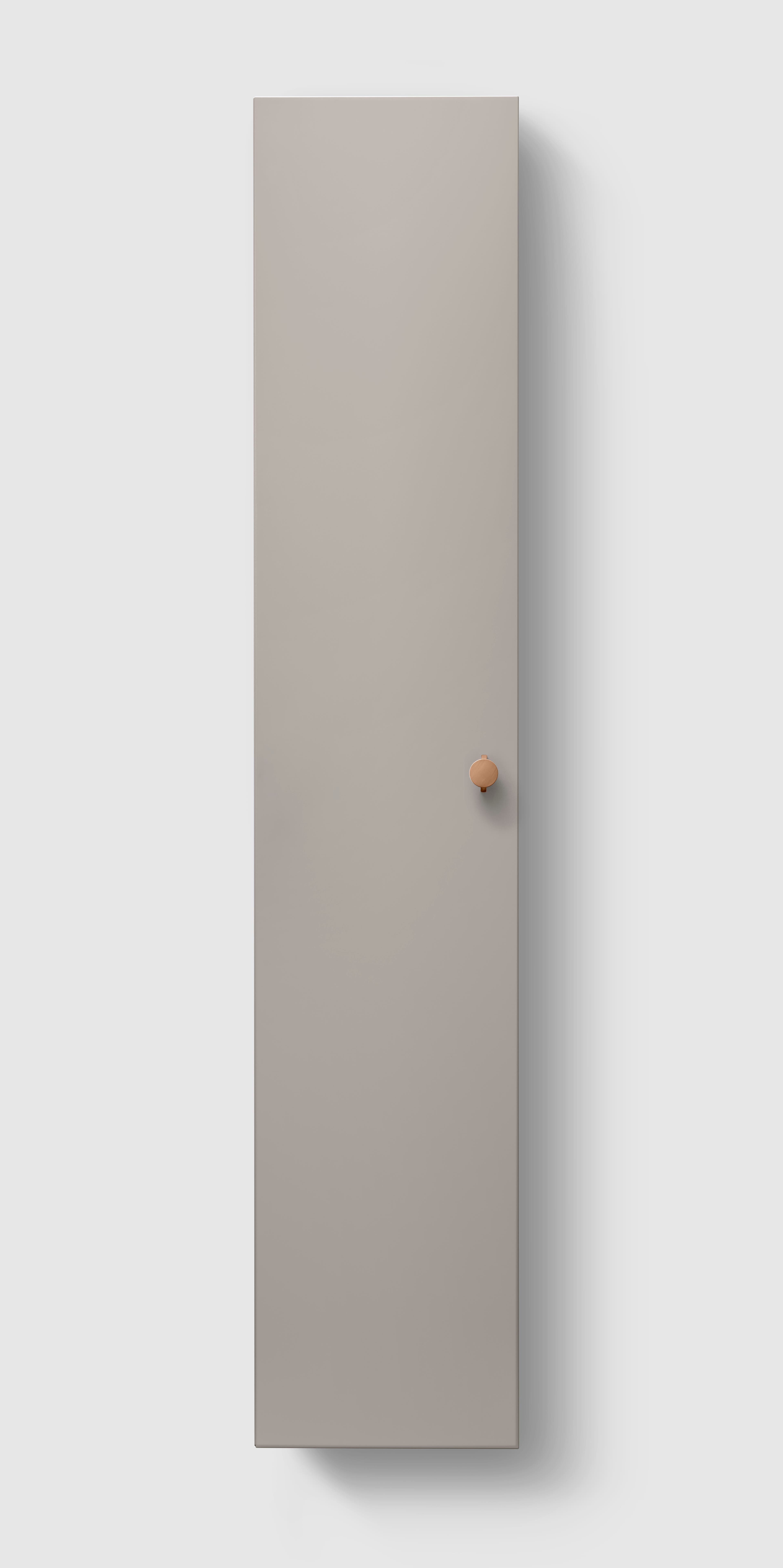 H3/TC32 - Warm Grey L - A2.06 Copper PVD